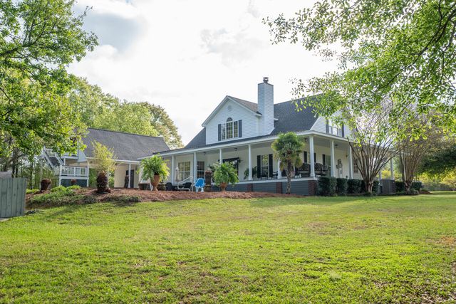 1814 Old Highway 24, Hattiesburg, MS 39402