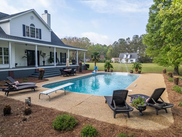 1814 Old Highway 24, Hattiesburg, MS 39402