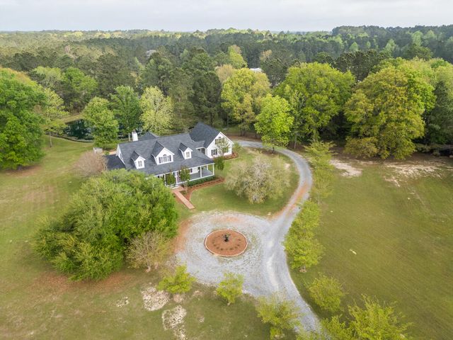 1814 Old Highway 24, Hattiesburg, MS 39402