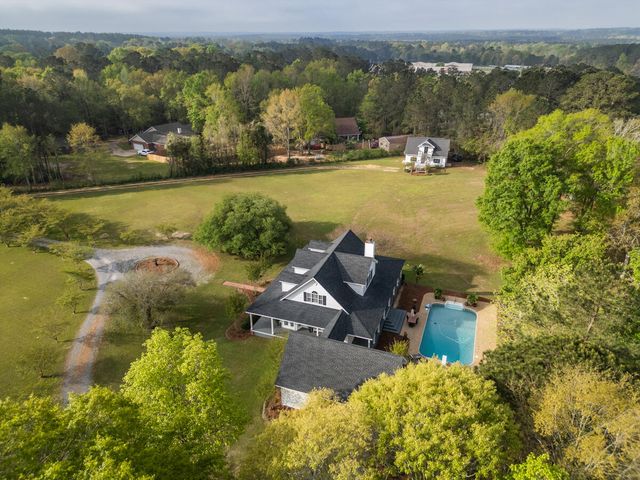 1814 Old Highway 24, Hattiesburg, MS 39402