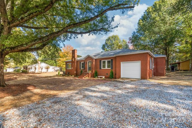 15622 NC HWY 73 Highway, Huntersville, NC 28078