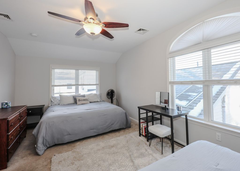 Image 45 of property listing at 92 Kings Highway, Hampton, NH 03842