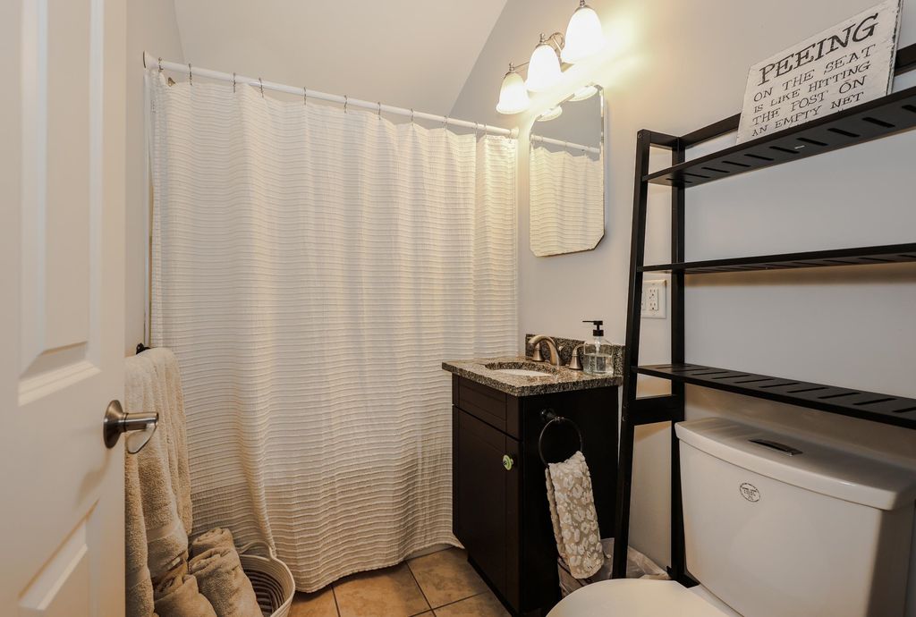 Image 46 of property listing at 92 Kings Highway, Hampton, NH 03842