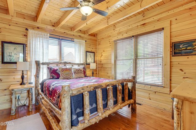 2867 White Oak Ridge Lane, Sevierville, TN 37862