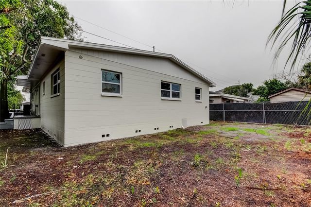 2109 W GRACE STREET, Tampa, FL 33607