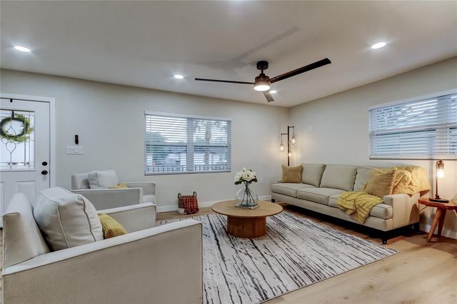 2109 W GRACE STREET, Tampa, FL 33607