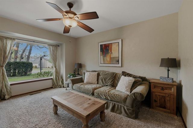 2148 Running Branch Road, Edmond, OK 73013
