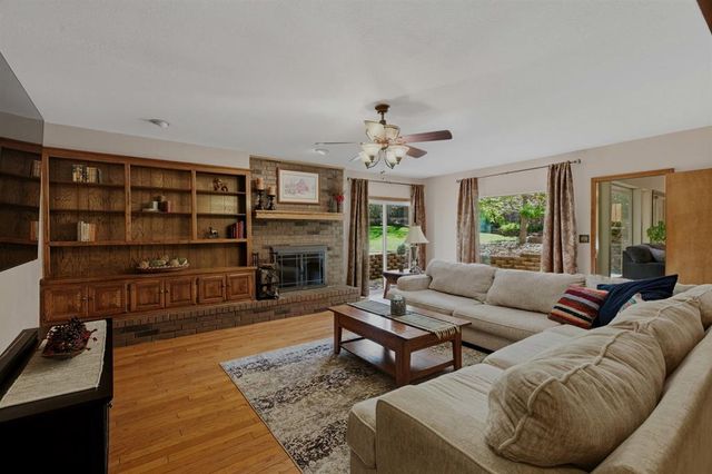 2148 Running Branch Road, Edmond, OK 73013