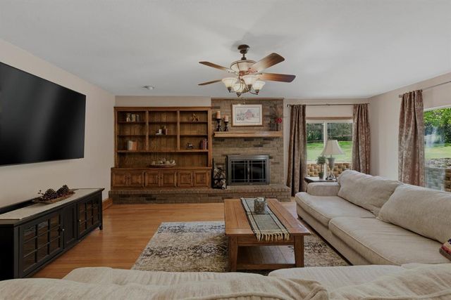 2148 Running Branch Road, Edmond, OK 73013