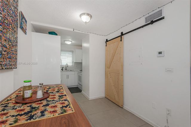 1732 Meridian Ave 203, Miami Beach, FL 33139