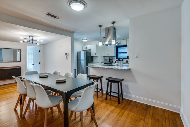 1025 Cleckler Avenue, Fort Worth, TX 76111