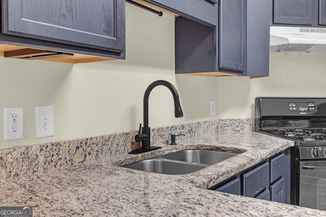 5475 Hampton Court, South Fulton, GA 30349