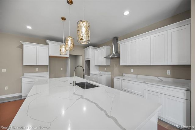 11812 Encore Drive, Utica, MI 48315