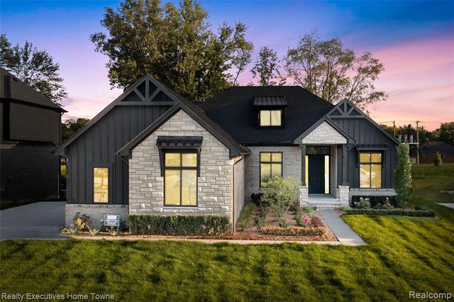 11812 Encore Drive, Utica, MI 48315