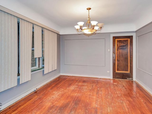 9534 S Bishop Street, Chicago, IL 60643