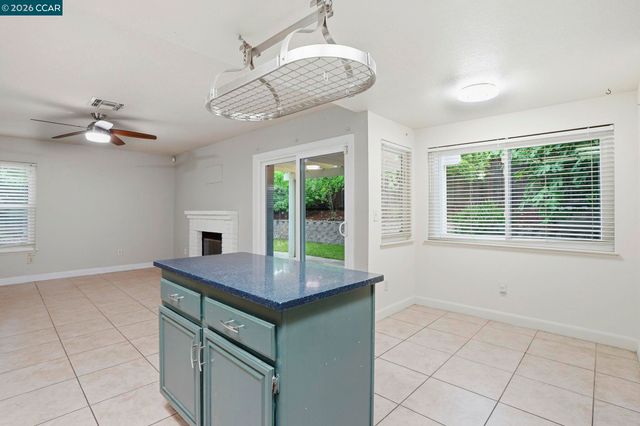 4512 Deer Ridge Way, Antioch, CA 94531