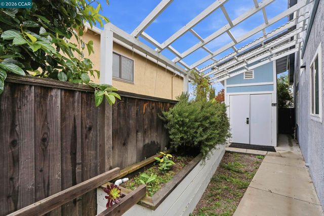 4512 Deer Ridge Way, Antioch, CA 94531