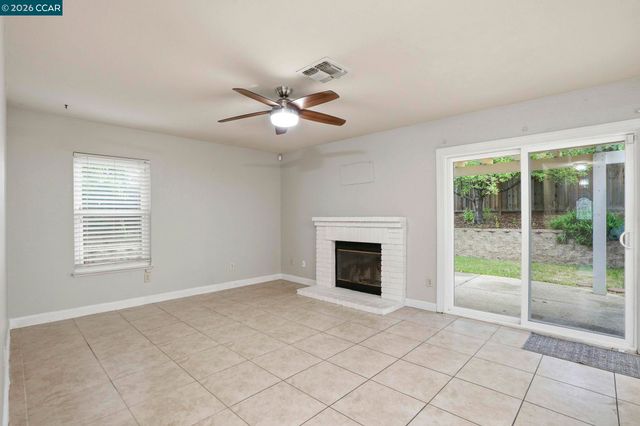 4512 Deer Ridge Way, Antioch, CA 94531