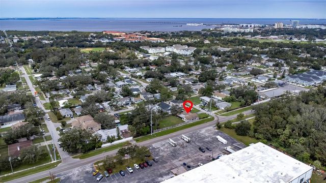 4402 W LANCASTER STREET, Tampa, FL 33616