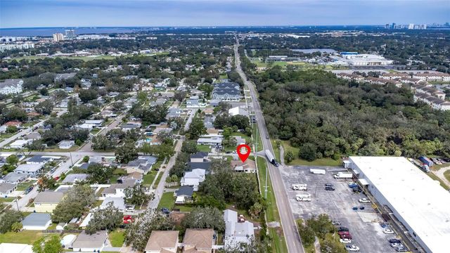 4402 W LANCASTER STREET, Tampa, FL 33616