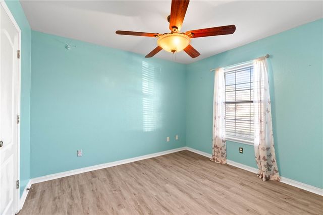 4042 River Walk Dr, Corpus Christi, TX 78410