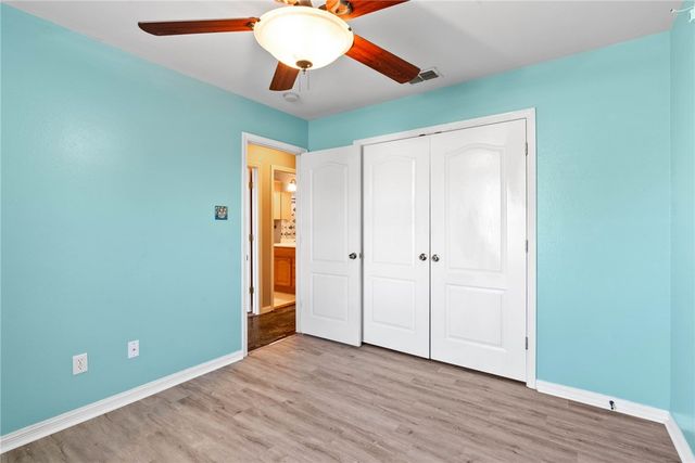 4042 River Walk Dr, Corpus Christi, TX 78410