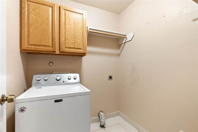 4042 River Walk Dr, Corpus Christi, TX 78410