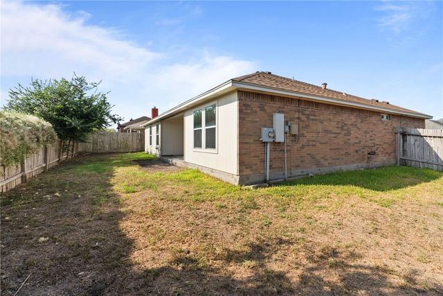 4042 River Walk Dr, Corpus Christi, TX 78410