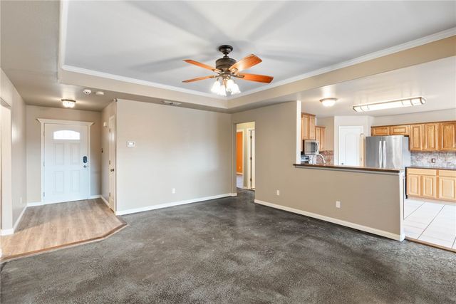 4042 River Walk Dr, Corpus Christi, TX 78410
