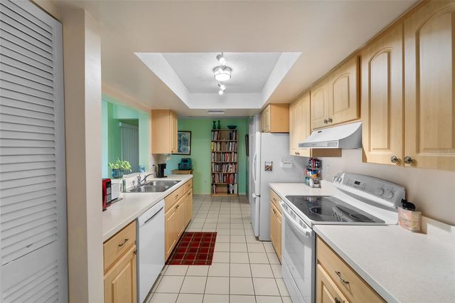 6712 11TH AVENUE W 5601, Bradenton, FL 34209