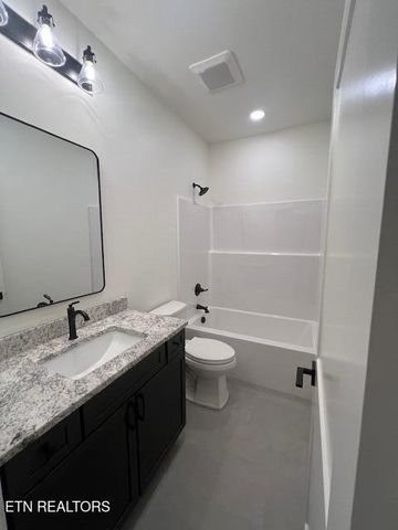 405 Laurel Trace Rd, Townsend, TN 37882