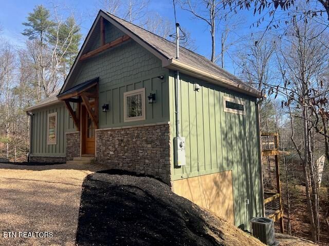 405 Laurel Trace Rd, Townsend, TN 37882