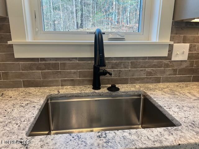 405 Laurel Trace Rd, Townsend, TN 37882