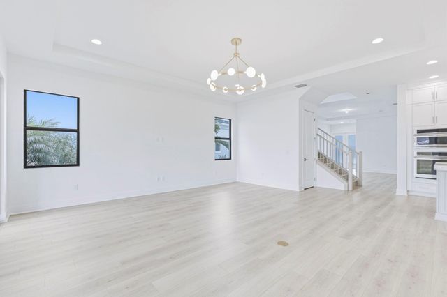 13199 Artisan Circle, Palm Beach, FL 33418