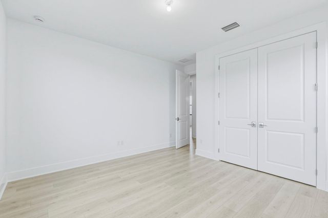 13199 Artisan Circle, Palm Beach, FL 33418