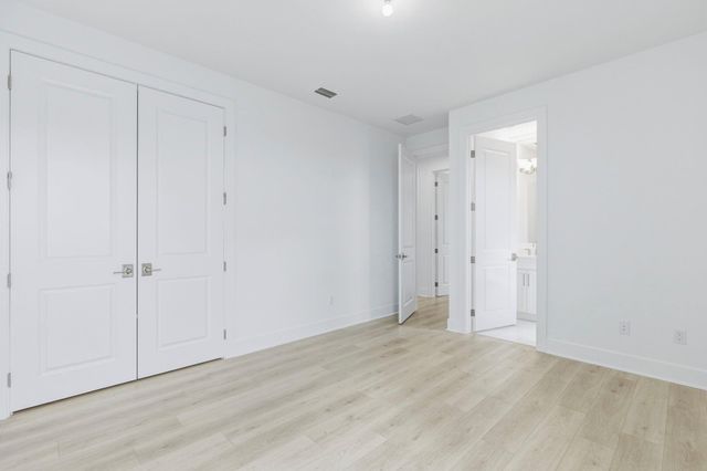 13199 Artisan Circle, Palm Beach, FL 33418