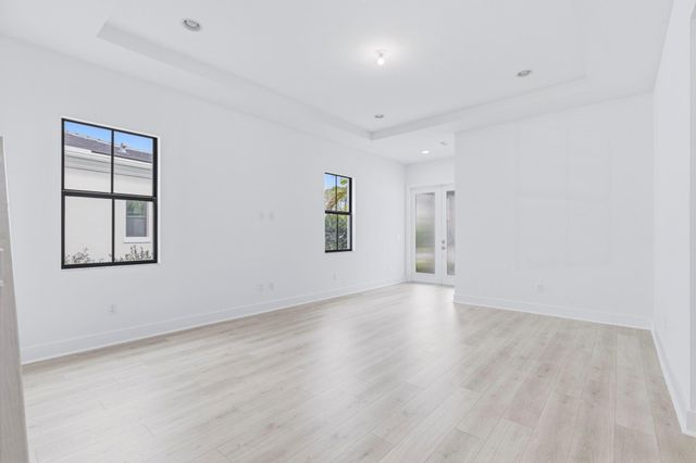 13199 Artisan Circle, Palm Beach, FL 33418