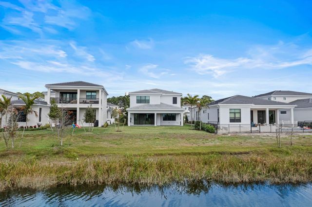 13199 Artisan Circle, Palm Beach, FL 33418