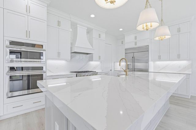 13199 Artisan Circle, Palm Beach, FL 33418