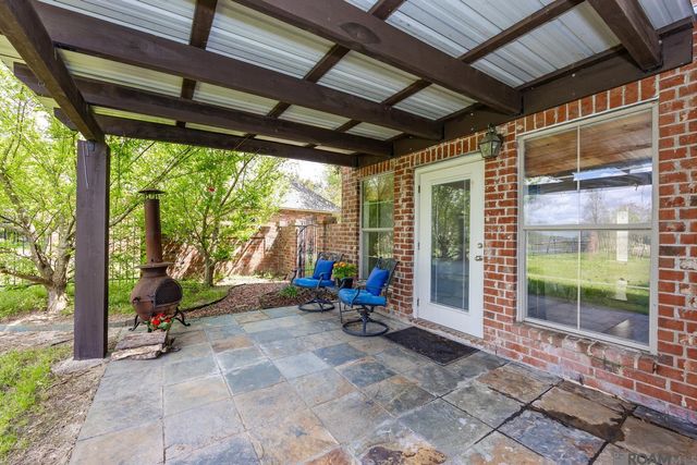 58510 Village Dr, Plaquemine, LA 70764