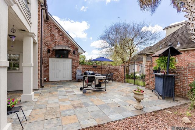 58510 Village Dr, Plaquemine, LA 70764