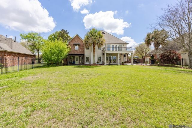 58510 Village Dr, Plaquemine, LA 70764