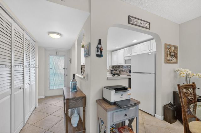 6650 Royal Palm Boulevard 207C, Margate, FL 33063