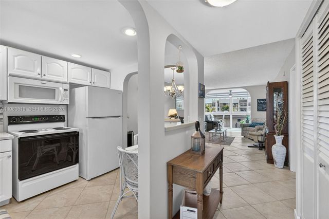 6650 Royal Palm Boulevard 207C, Margate, FL 33063