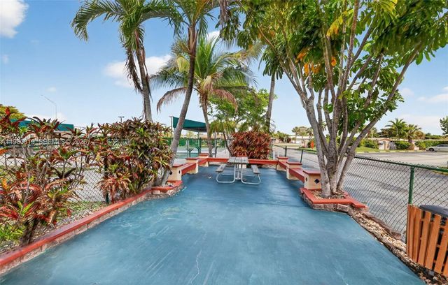 6650 Royal Palm Boulevard 207C, Margate, FL 33063