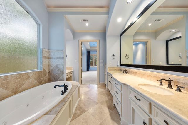 3 Pendleton Park Point, The Woodlands, TX 77382