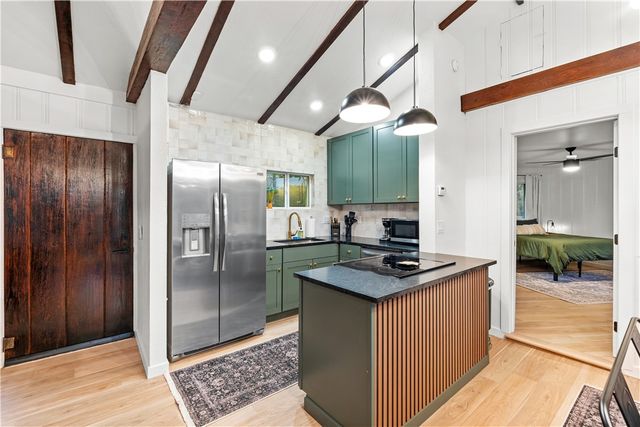 701 E Electric Street, Rogers, AR 72756