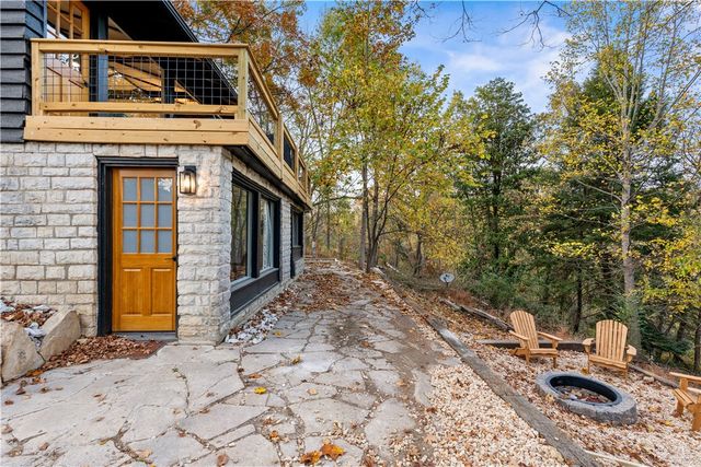 701 E Electric Street, Rogers, AR 72756