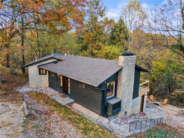 701 E Electric Street, Rogers, AR 72756