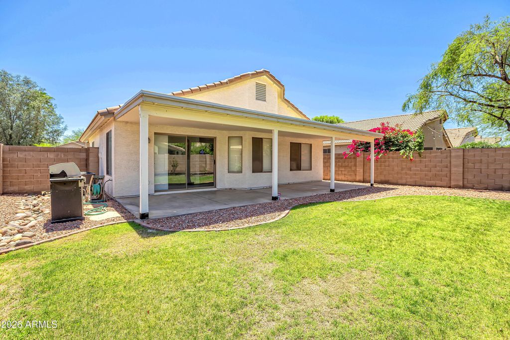 Image 30 of property listing at 3126 E Captain Dreyfus Avenue, Phoenix, AZ 85032